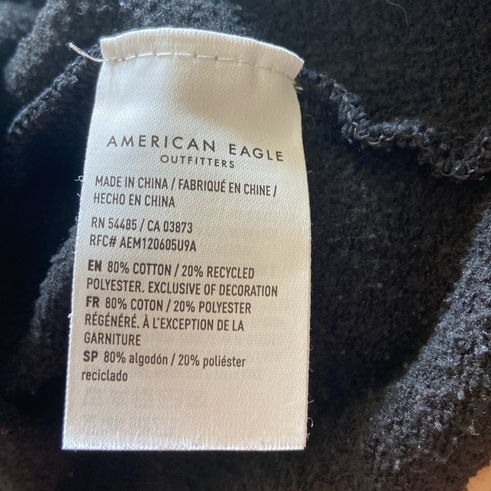 AE Women’s Oversized NY Polo Fleece Sweatshirt - Picture 6 of 8